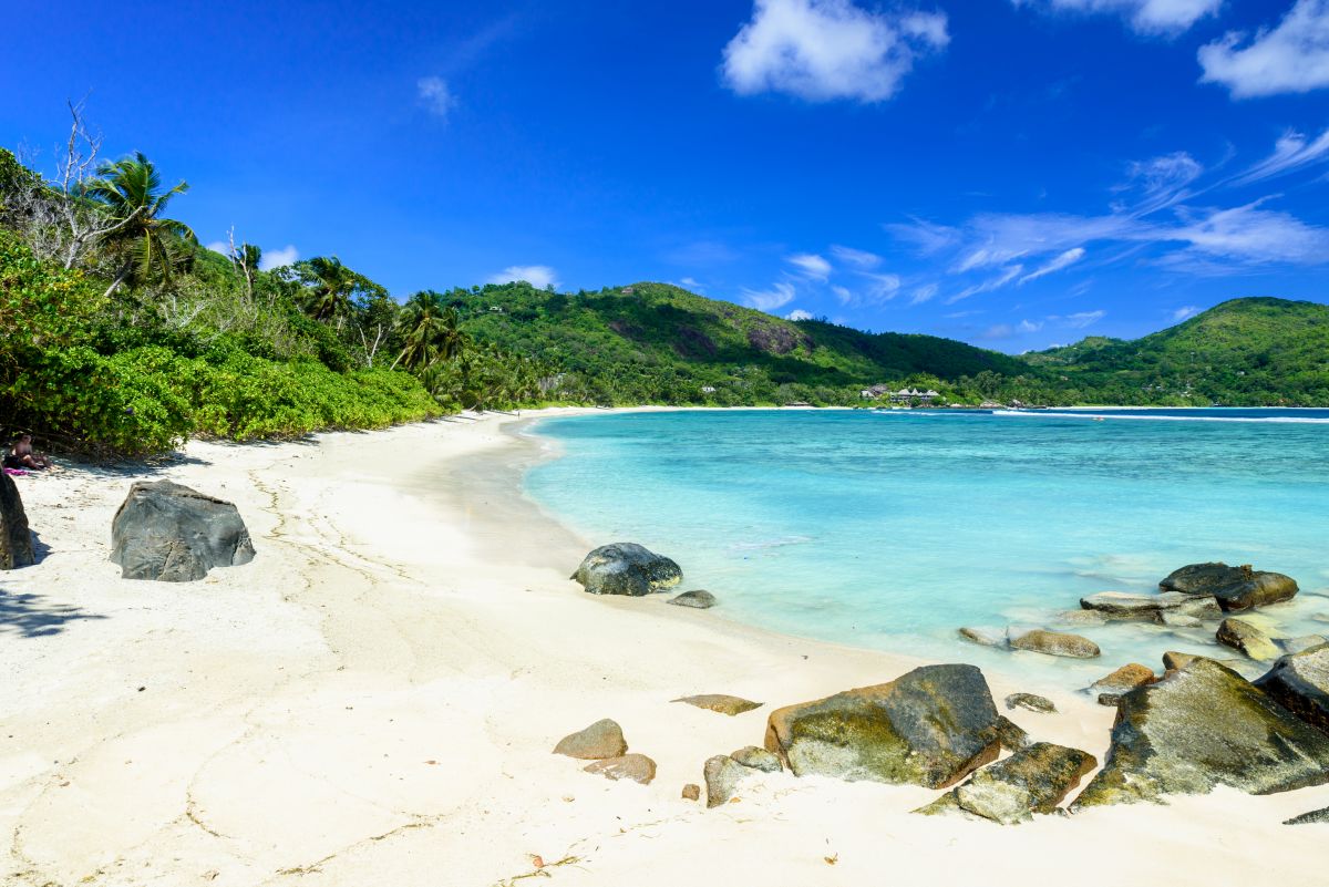 Seychelles luxury yacht sailing