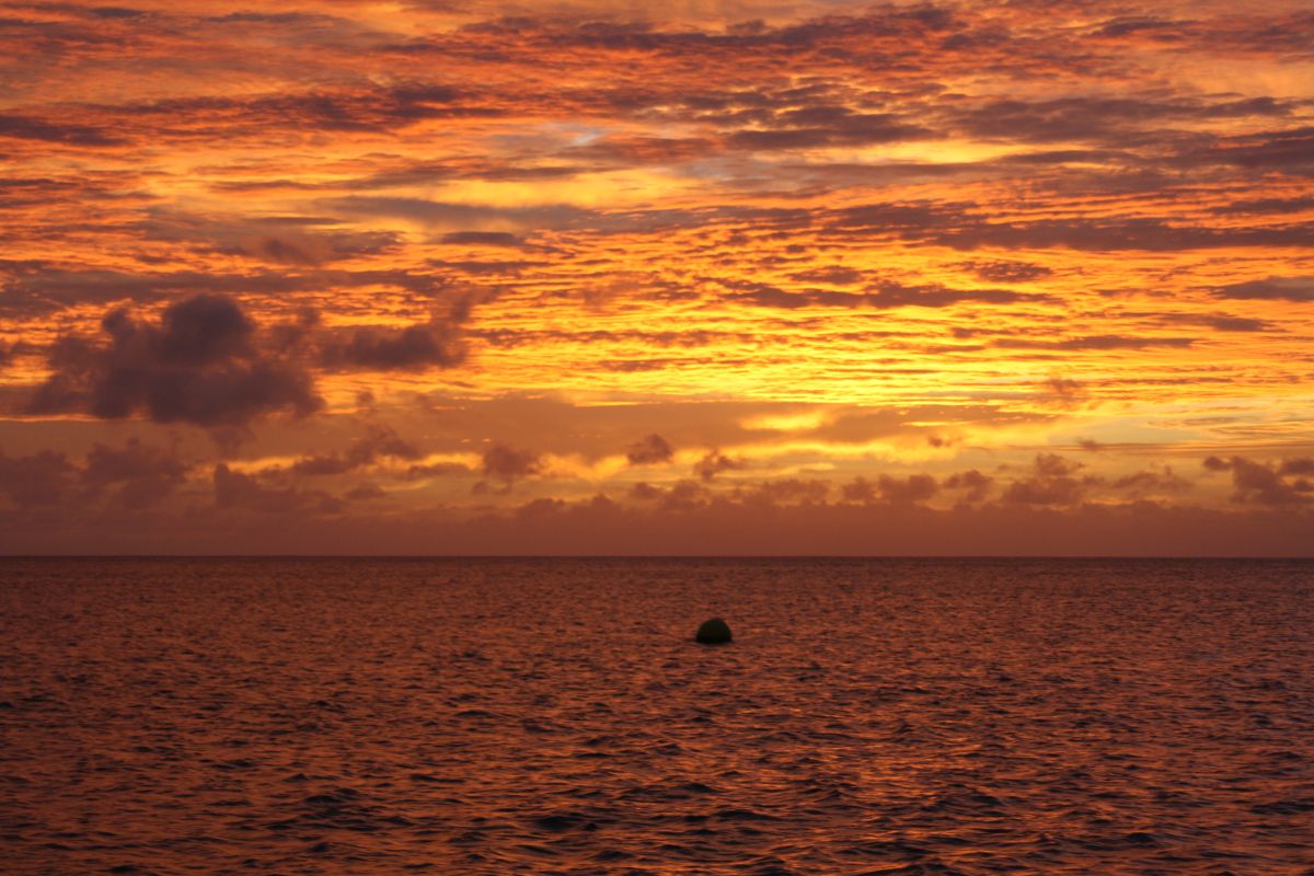 Seychelles luxury yacht sailing