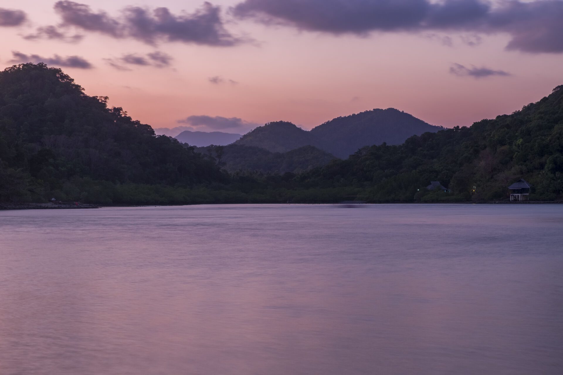 Seychelles luxury yacht sailing